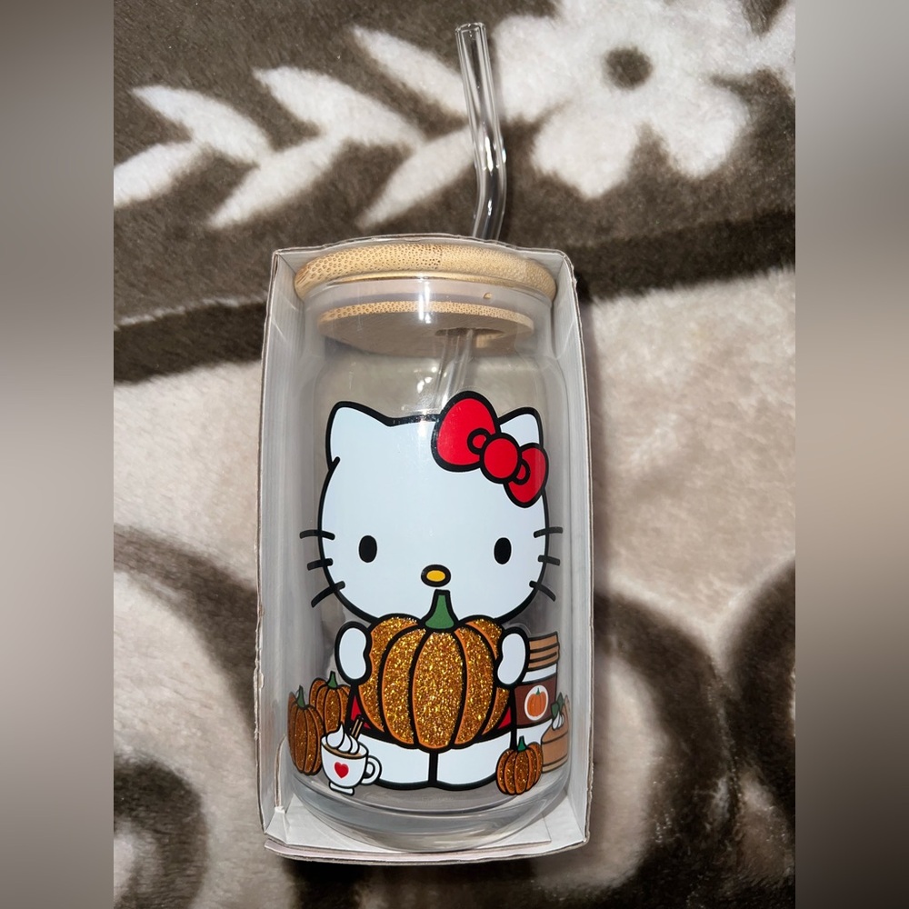 Hello Kitty fall pumpkin tumbler clear glass cup with straw